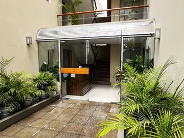Venta De Departamento Amoblado En Primer Piso Elevado San Borja