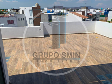 CASA EN VENTA EN PRIVADA BUGAMBILIAS SAN JUAN DEL RÍO