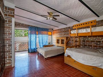 Excelente casa, perfecta para descanso o inversion.