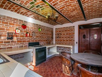 Excelente casa, perfecta para descanso o inversion.