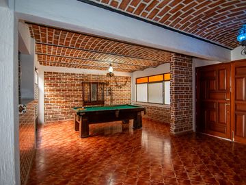 Excelente casa, perfecta para descanso o inversion.