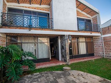 Excelente casa, perfecta para descanso o inversion.