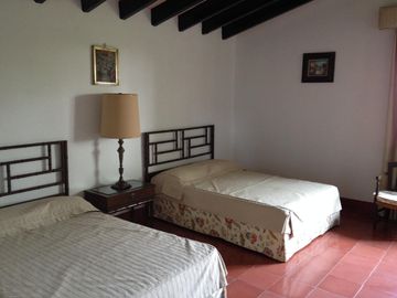 VENTA CASA  CUERNAVACA  CLUB DE GOLF CUERNAVACA