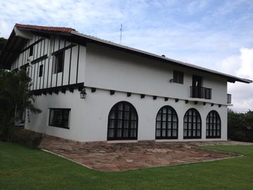 VENTA CASA  CUERNAVACA  CLUB DE GOLF CUERNAVACA