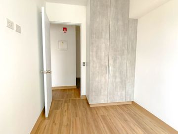 Departamento Flat En Venta De Estreno En Surquillo 84.22M2