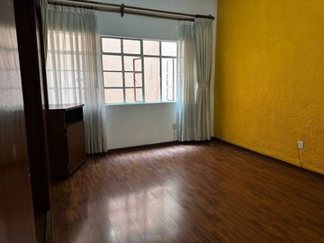Venta departamento Art-déco de 117m2, 2 recámaras, 2 patios, en colonia Narvarte Pte.