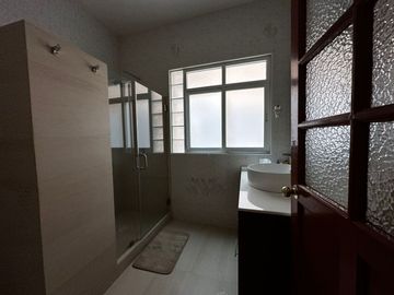 Venta departamento Art-déco de 117m2, 2 recámaras, 2 patios, en colonia Narvarte Pte.