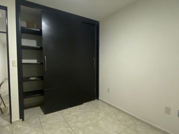 CASA EN RENTA EN LOMAS
