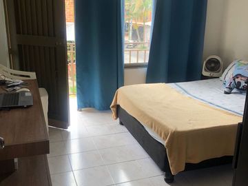 Venta casa esquinera en caney sur de Cali