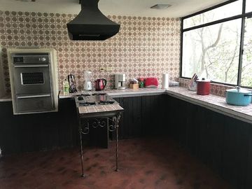 Bosques de Cuauhyocan, casa en terreno de 3800 m2