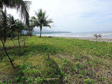 8,314 m2 / 2.05 Acres Sunset Golden Beachfront