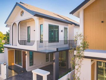 Newly built single house, modern minimalist style, 3 bedrooms, Tha Wang Tan area, spacious area, modern design, near Chiang Mai city, near Big C, near