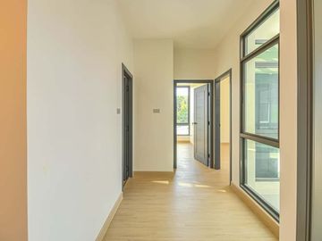 Newly built single house, modern minimalist style, 3 bedrooms, Tha Wang Tan area, spacious area, modern design, near Chiang Mai city, near Big C, near