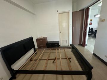 1Br Condo Unit for Sale in Parkside Villas Newport Pasay City
