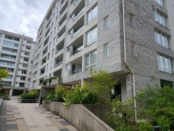Se vende departamento amoblado en condominio Los Álamos sector Isla Teja, Valdivia