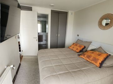 Se vende departamento amoblado en condominio Los Álamos sector Isla Teja, Valdivia