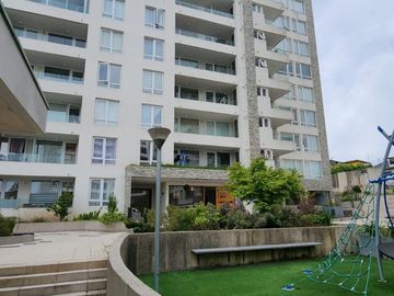 Se vende departamento amoblado en condominio Los Álamos sector Isla Teja, Valdivia