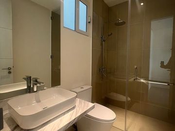 🏡 FOR SALE 📍 M Residences New Manila, Brgy. Immaculate Concepcion, Quezon City
