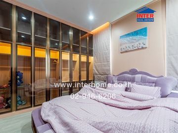 2-storey detached house, 200 sq m., detached house near Ramkhamhaeng University 2, Soi Wat Thung Setthi, Intersection 15, Kanchanaphisek Road, Bangna-
