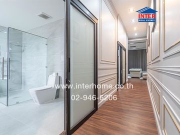 2-storey detached house, 200 sq m., detached house near Ramkhamhaeng University 2, Soi Wat Thung Setthi, Intersection 15, Kanchanaphisek Road, Bangna-