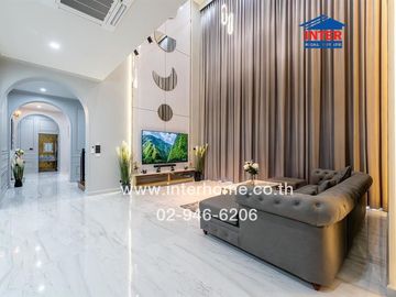 2-storey detached house, 200 sq m., detached house near Ramkhamhaeng University 2, Soi Wat Thung Setthi, Intersection 15, Kanchanaphisek Road, Bangna-