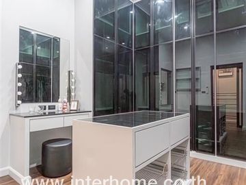 2-storey detached house, 200 sq m., detached house near Ramkhamhaeng University 2, Soi Wat Thung Setthi, Intersection 15, Kanchanaphisek Road, Bangna-