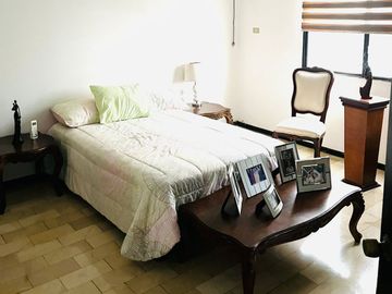 Hermosa casa con piscina y suite, ciudadela Santa Cecilia, Los Ceibos