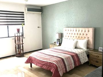 Hermosa casa con piscina y suite, ciudadela Santa Cecilia, Los Ceibos
