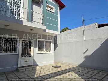 Vendo Casa Ciudadela Guayacanes Moderna 2 Plantas en Sector Cerrado
