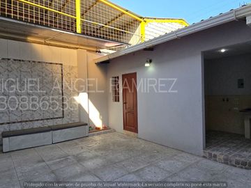 Vendo Casa Ciudadela Guayacanes Moderna 2 Plantas en Sector Cerrado