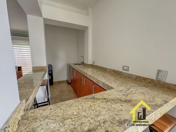SE VENDE LUJOSA CASA CAMPESTRE CERCA A MANIZALES