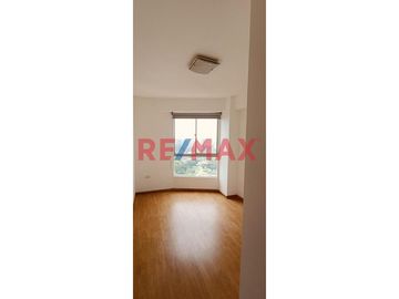 1119983 Venta Departamento En Cercado De Lima - Urb. Santa Beatriz