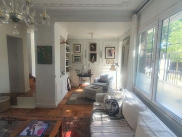 Imponente Casa De Diseño Del Reconocido Arq José Dvoredsky