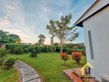 VENA DE CASA CAMPESTRE EN MANIZALES