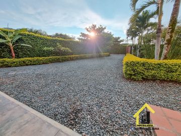 VENA DE CASA CAMPESTRE EN MANIZALES