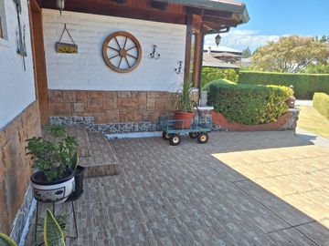 CASA EN VENTA VALLE DE LOS CHILLOS ILALO VIA AL TINGO QUITO ECUADOR