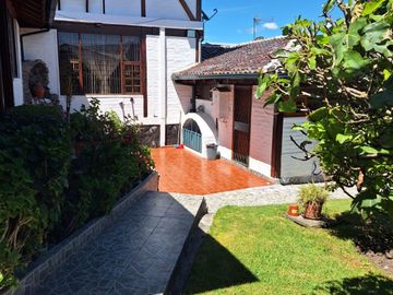 CASA EN VENTA VALLE DE LOS CHILLOS ILALO VIA AL TINGO QUITO ECUADOR