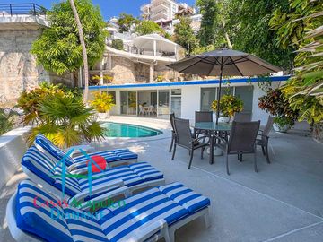 Casa en renta mensual y vacacional con terraza y alberca privada
