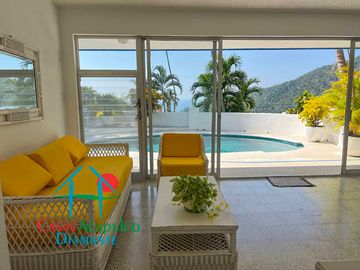 Casa en renta mensual y vacacional con terraza y alberca privada