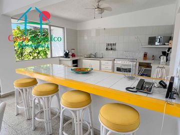 Casa en renta mensual y vacacional con terraza y alberca privada