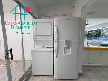 Casa en renta mensual y vacacional con terraza y alberca privada