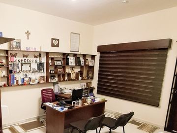 En Venta Casa Lujosa con 6 Habitaciones y piscina en Portoviejo, Manabí