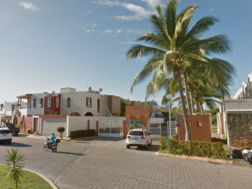 REMATO CASA EN MANZANILLO COLIMA PUERTA DE HIERRO SOLEARES