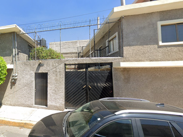 Casa venta, Benito Juárez El Rosario, Iztapalapa, 09930