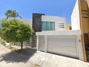 CASA EN VENTA EN DRACO, COLONIAPUERTA DEL SOL, C.P. 63783, XALISCO, NAYARIT.