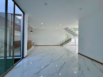 Hermosa casa al sur de Pachuca, opcion a 5 habitaciones