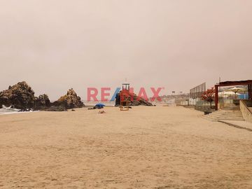 Oportunidad De Inversión: Casa En La Entrada De Punta Negra