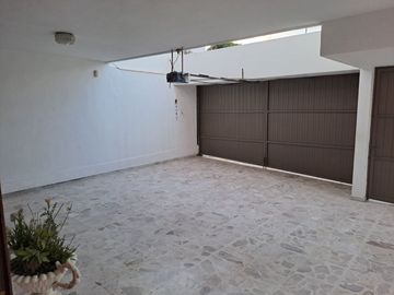 CASA EN VENTA JARDINES DEL MORAL LEON GUANAJUATO
