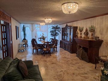 CASA EN VENTA JARDINES DEL MORAL LEON GUANAJUATO