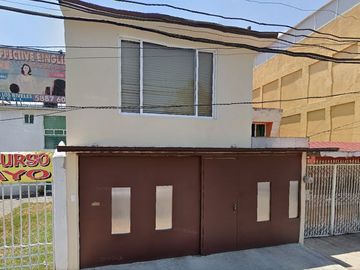 CASA EN VILLAS DE LA HACIENDA  - ATIZAPAN & CUAUTITLAN IZCALLI - FRENTE AL TEC DE MONTERREY
